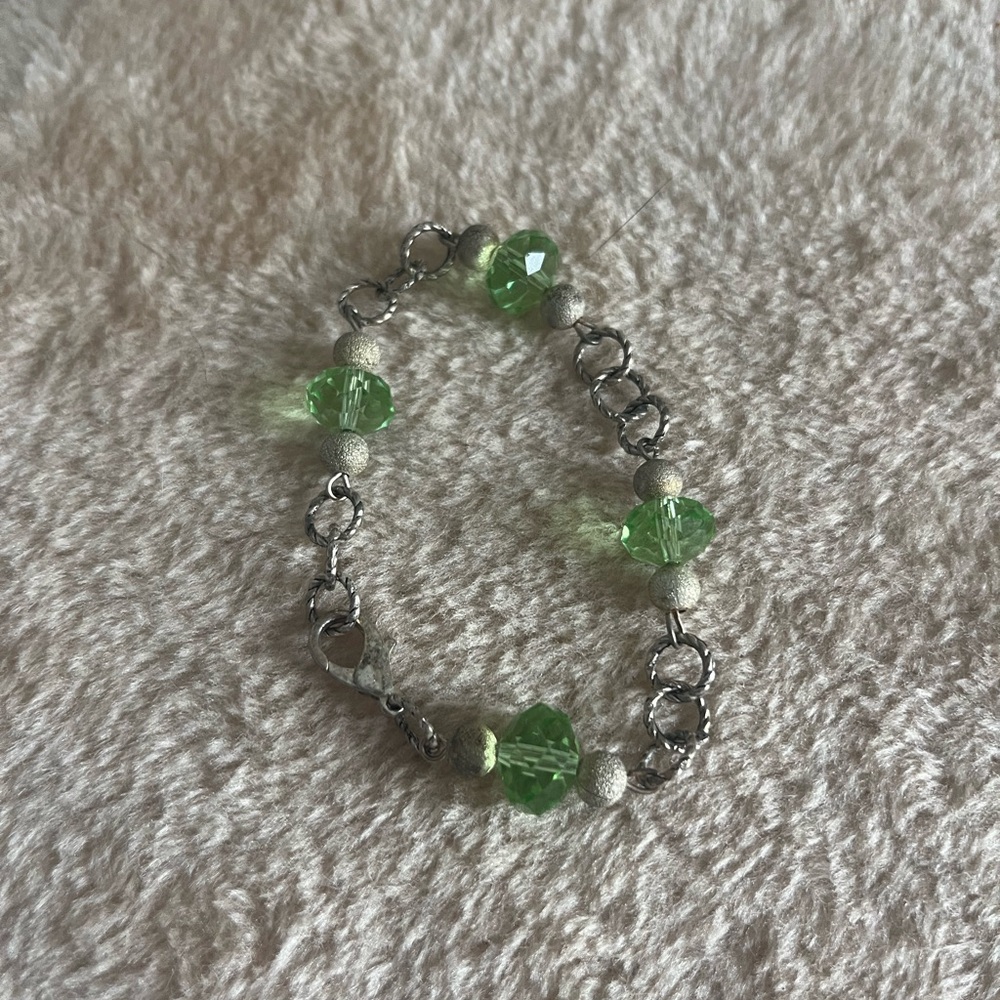 Elegant Green and Silver Bracelet